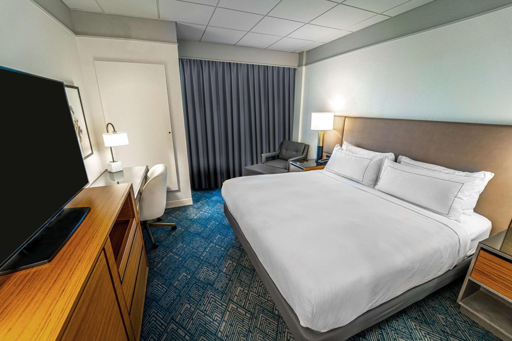 Doubletree By Hilton Tampa Rocky Point Waterfront Hotel Eksteriør billede